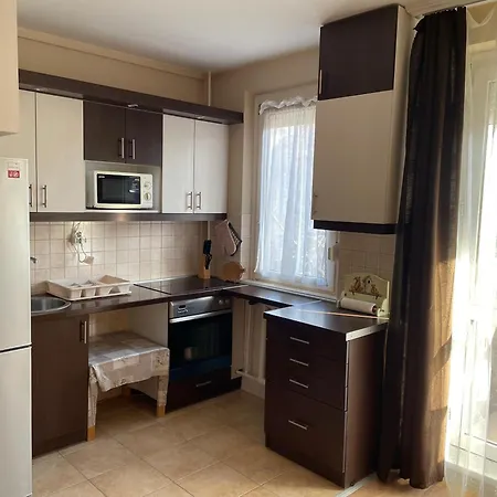 Appartamento Calm Island Near The Danube - Free Parking