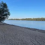 Calm Island Near The Danube - Free Parking *