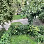 Calm Island Near The Danube - Free Parking Apartment Budapest